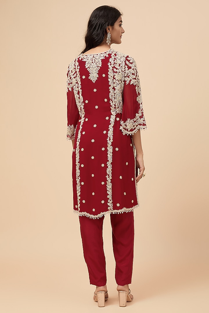 Red Georgette Pearl & Cutdana Embroidered Kurta Set by Malasa at Pernia's Pop Up Shop