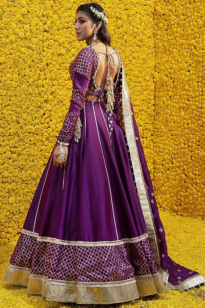 Purple Banarasi Chanderi Wedding Lehenga Set by Mahima Mahajan at Pernia's Pop Up Shop