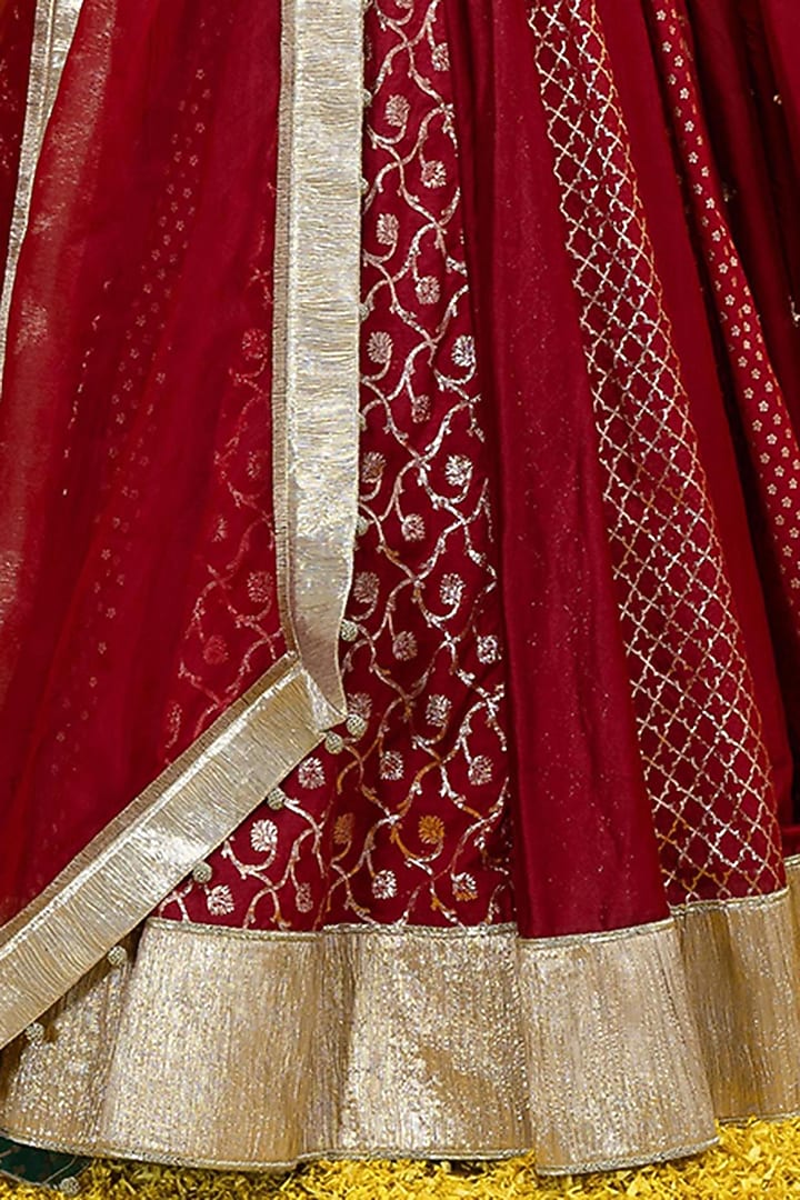 Crimson Red Embroidered Wedding Lehenga Set by Mahima Mahajan at Pernia's Pop Up Shop