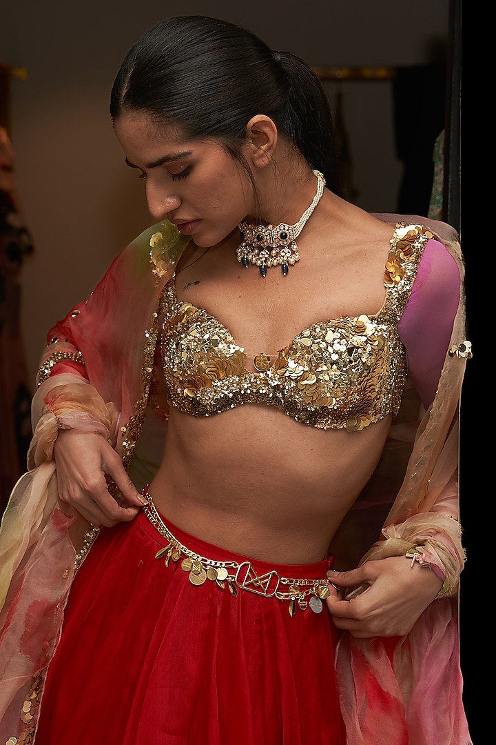 Red Organza & Net Lycra Wedding Lehenga Set by Mahima Mahajan at Pernia's Pop Up Shop