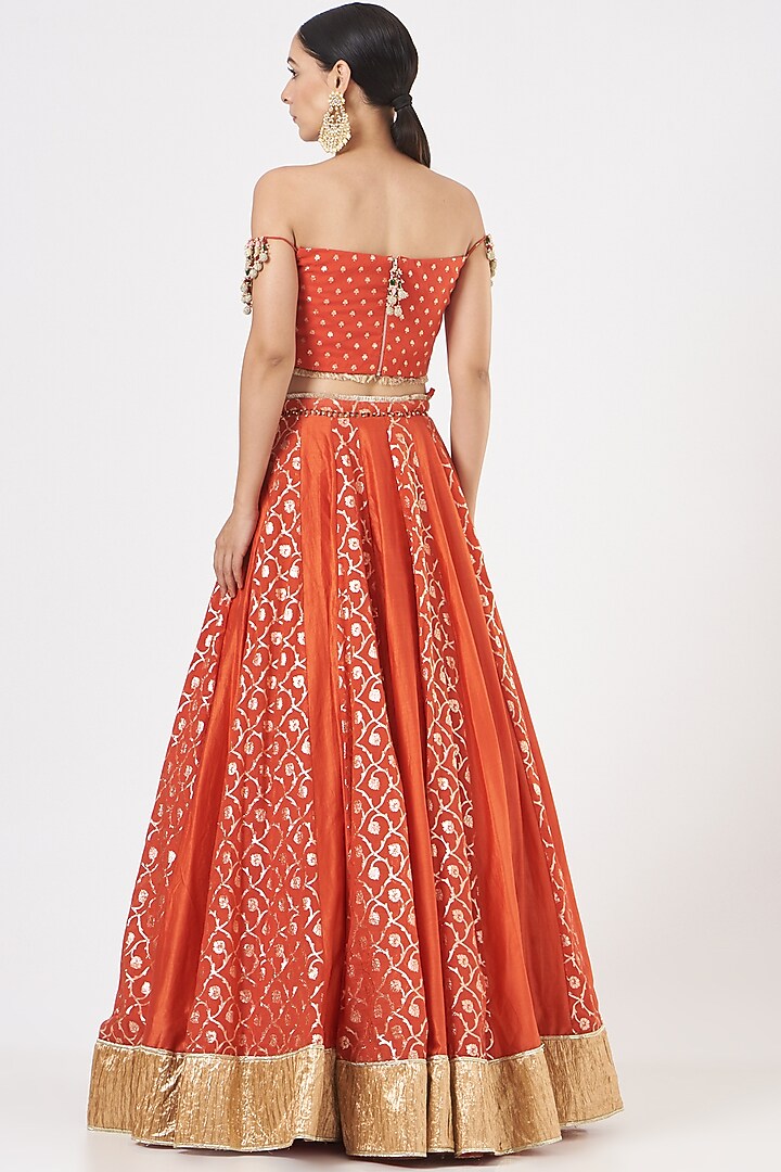Orange Embroidered Wedding Lehenga Set by Mahima Mahajan at Pernia's Pop Up Shop