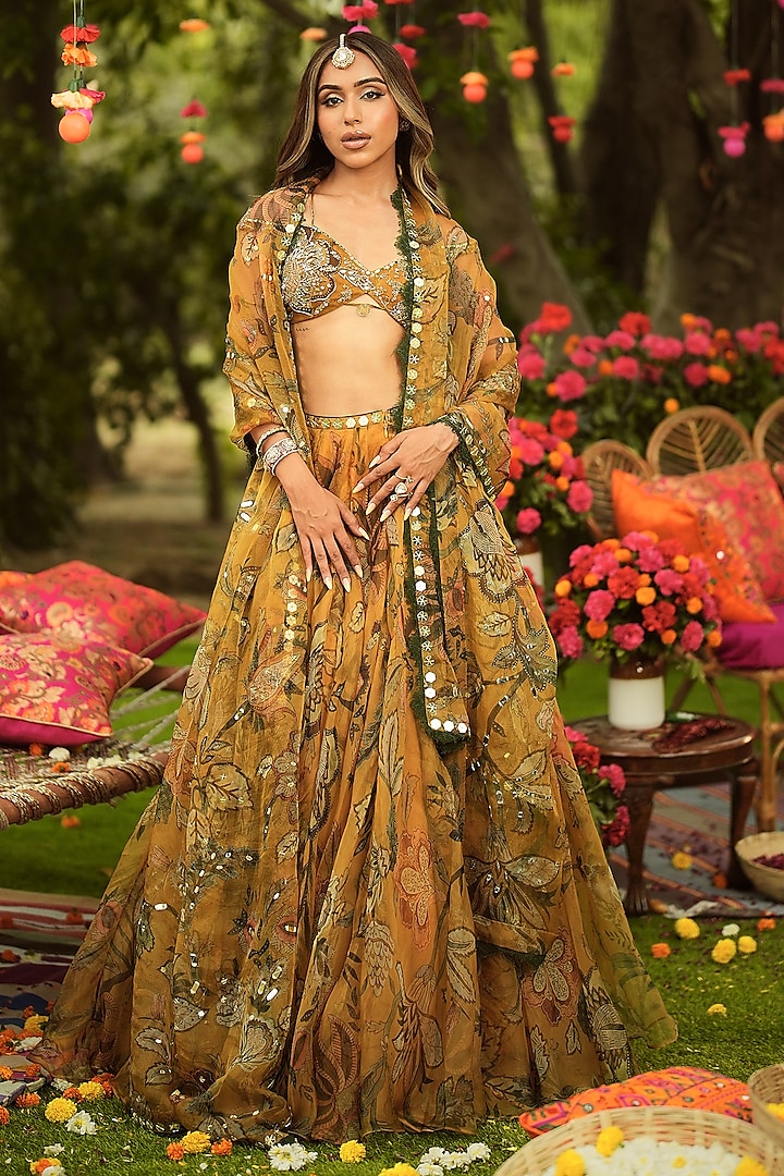Gold Organza Embroidered Wedding Lehenga Set by Mahima Mahajan at Pernia's Pop Up Shop