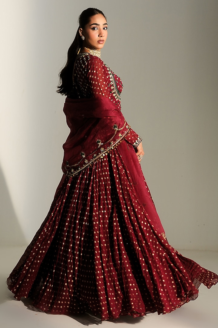 Sindoori Red Banarasi Chanderi Hand Embroidered Wedding Anarkali With Dupatta by Mahima Mahajan at Pernia's Pop Up Shop