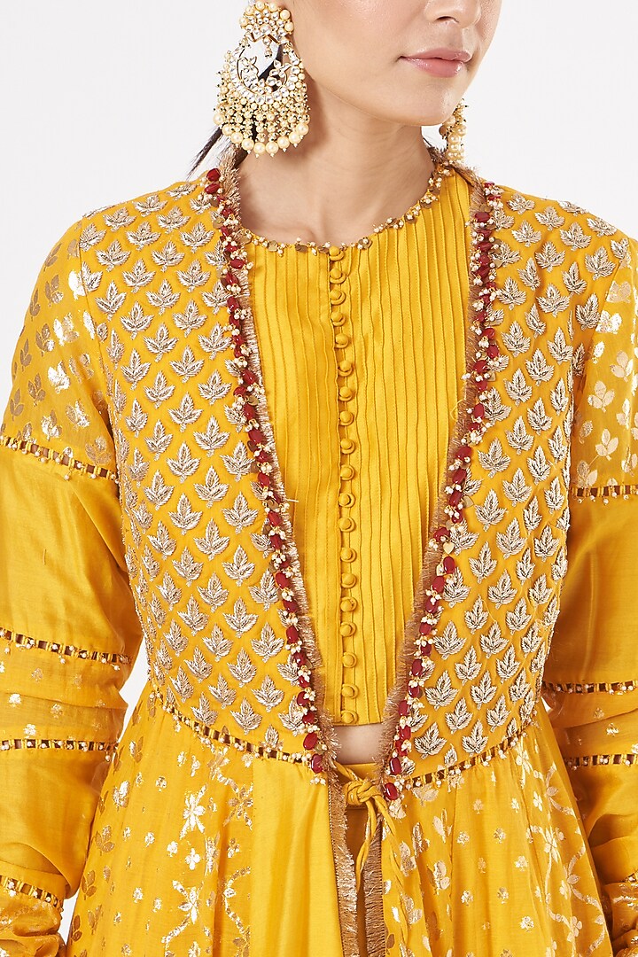 Mustard Banarasi Embroidered Jacket Set by Mahima Mahajan at Pernia's Pop Up Shop
