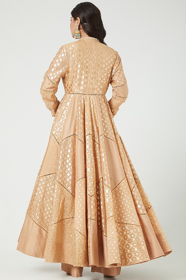 Nude Embroidered Jacket Set by Mahima Mahajan at Pernia's Pop Up Shop