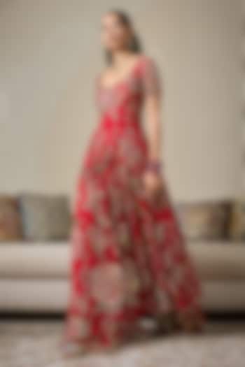 Lahoo Red Silk Organza Embroidered Bridal Anarkali Set by Mahima Mahajan at Pernia's Pop Up Shop