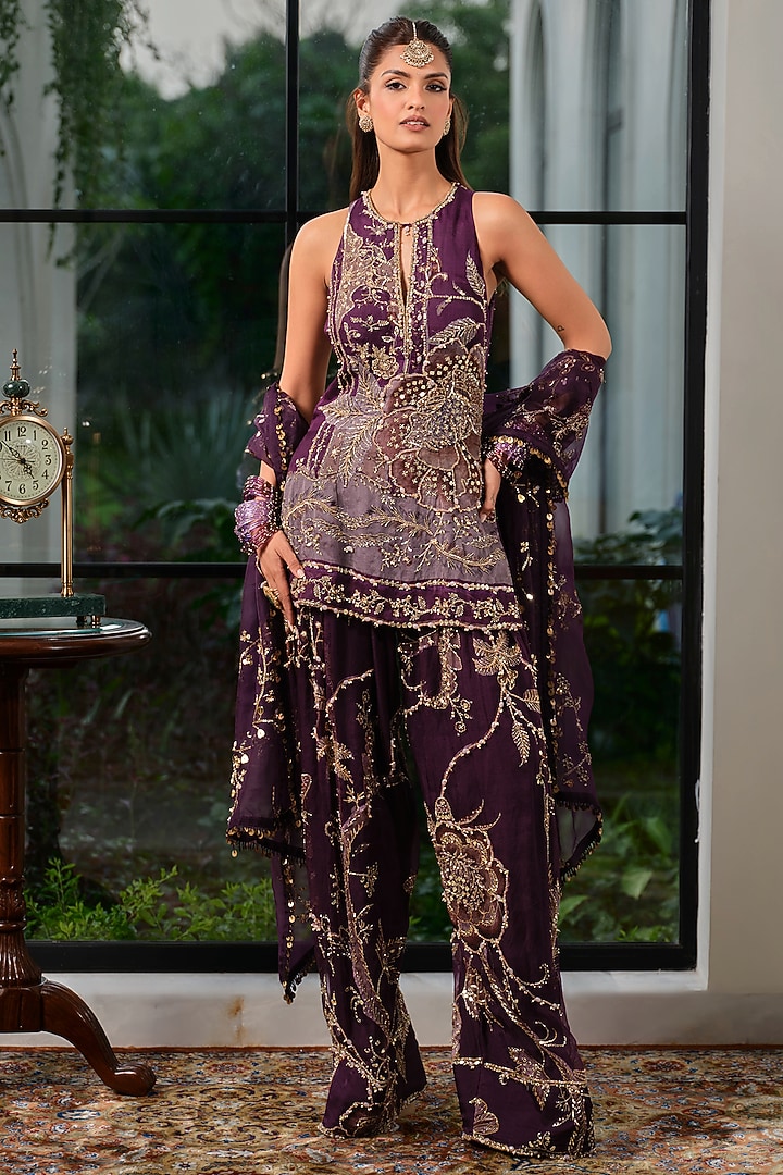 Jamun Purple Silk Organza Embroidered Kurta Set by Mahima Mahajan at Pernia's Pop Up Shop