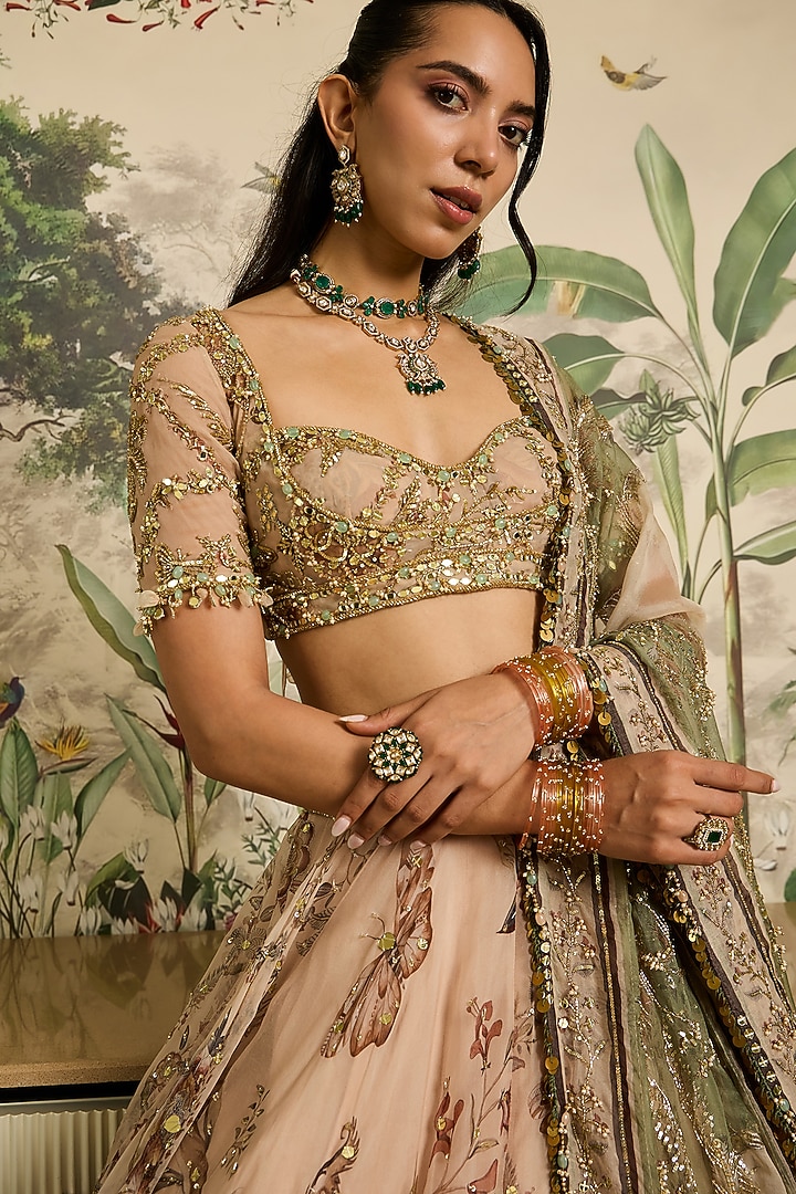 Malai Beige Silk Organza Printed & Embroidered Wedding Lehenga Set by Mahima Mahajan at Pernia's Pop Up Shop