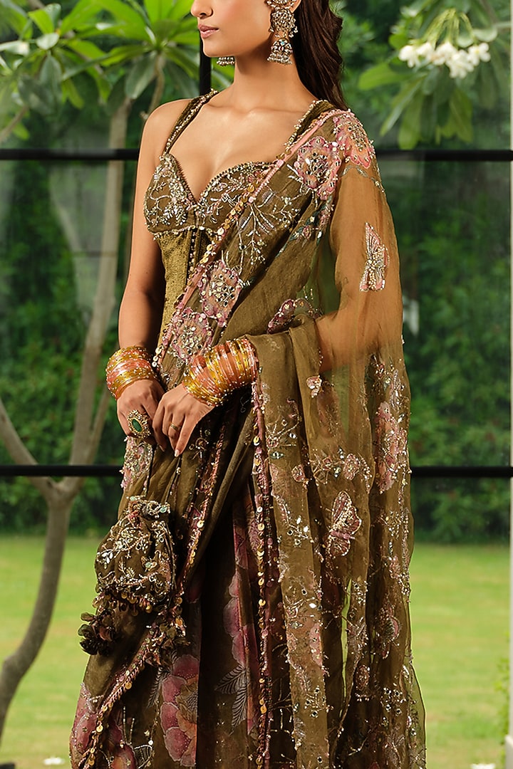 Heena Green Silk Organza Embroidered Reception Saree Set by Mahima Mahajan at Pernia's Pop Up Shop