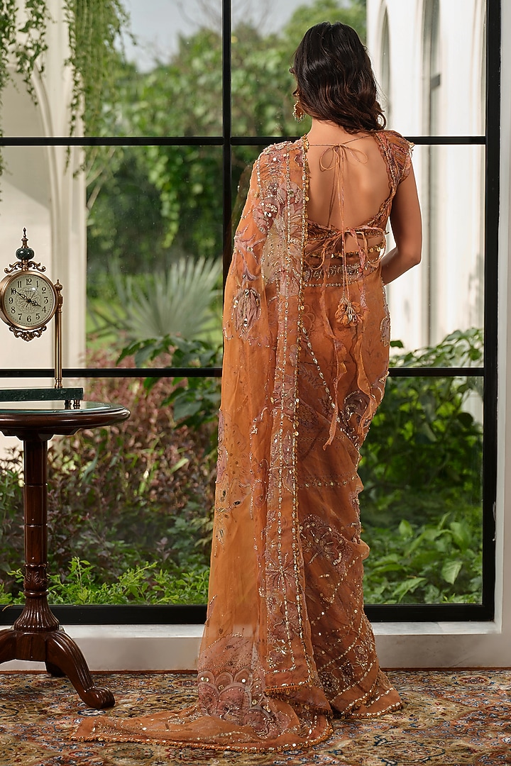 Chandan Yellow Silk Organza Embellished Reception Saree Set by Mahima Mahajan at Pernia's Pop Up Shop