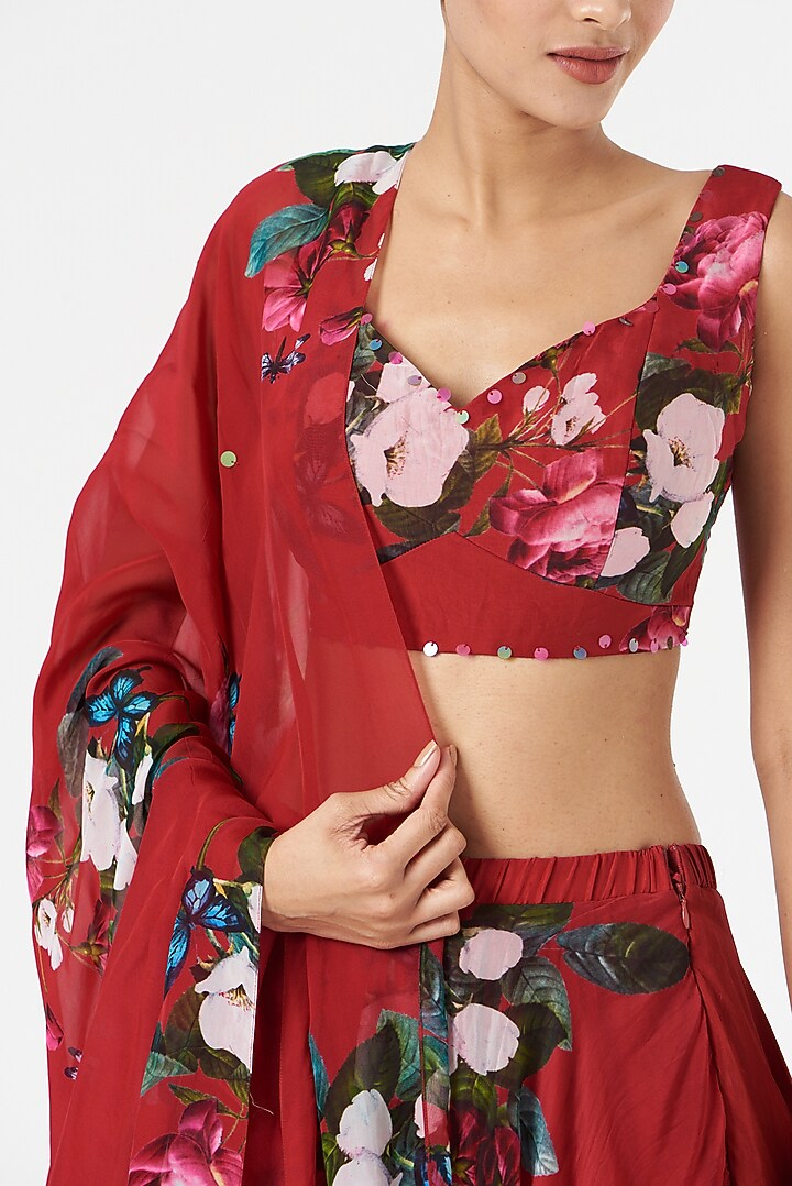 Red Wedding Lehenga Set With Print by Mahima Mahajan at Pernia's Pop Up Shop
