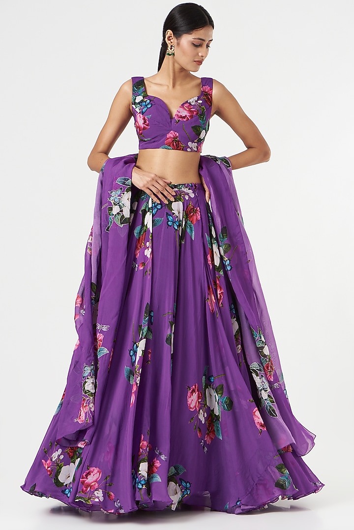 Purple Wedding Lehenga Set With Print by Mahima Mahajan at Pernia's Pop Up Shop