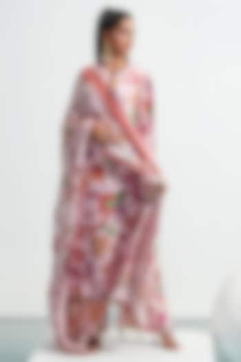 Blush Pink Embroidered Kurta Set by Mahima Mahajan at Pernia's Pop Up Shop