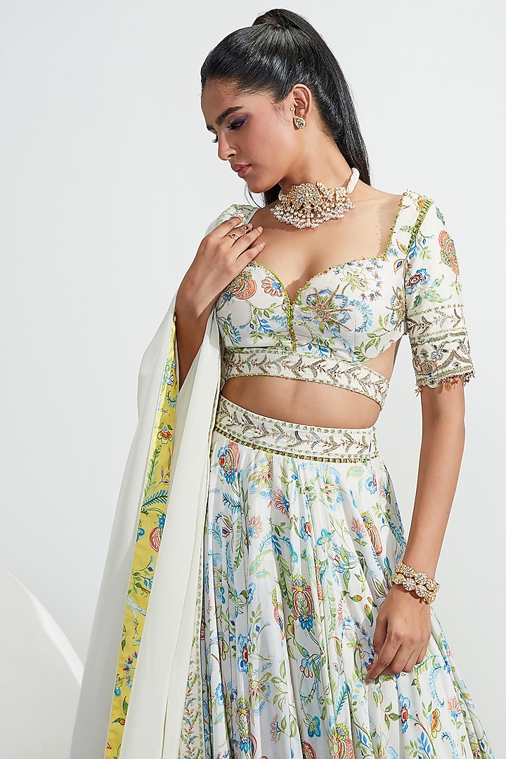 Ivory Embroidered Wedding Lehenga Set by Mahima Mahajan at Pernia's Pop Up Shop