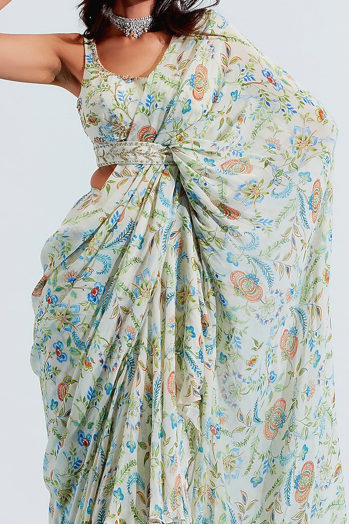 Ivory Embroidered Pre-Stitched Wedding Saree Set by Mahima Mahajan at Pernia's Pop Up Shop