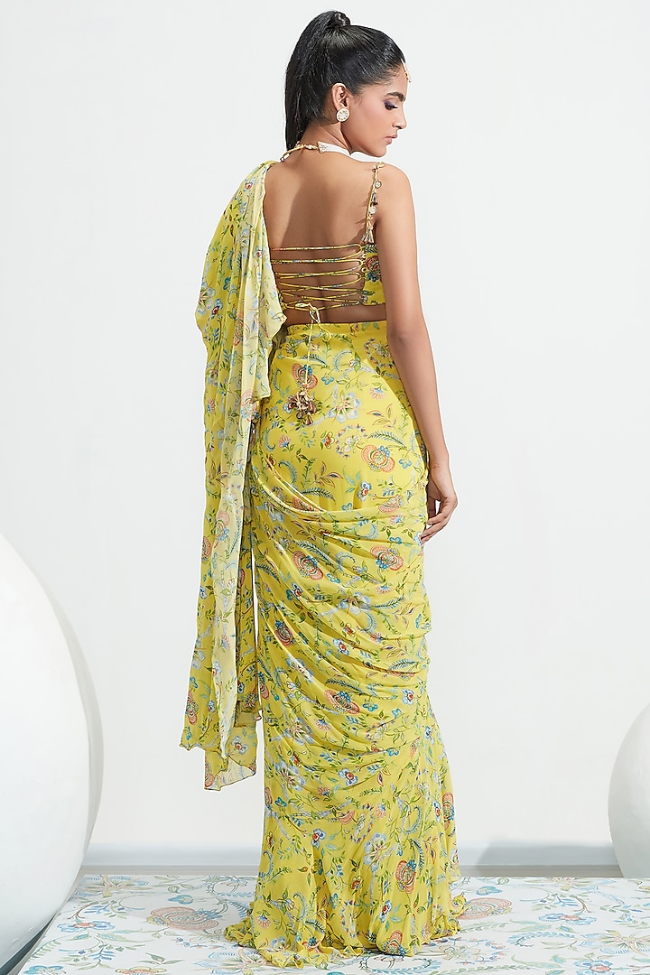 Yellow Printed Pre-Stitched Wedding Saree Set by Mahima Mahajan at Pernia's Pop Up Shop