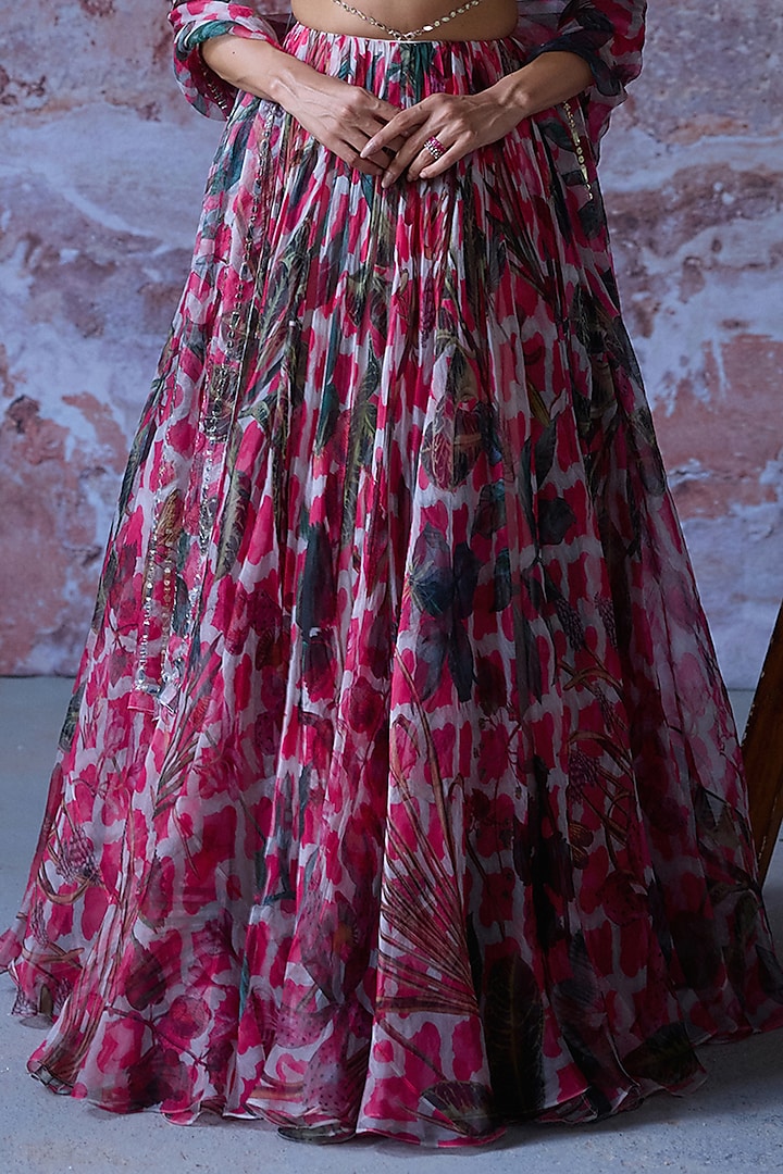 Hot Pink Organza Printed Wedding Lehenga Set by Mahima Mahajan at Pernia's Pop Up Shop