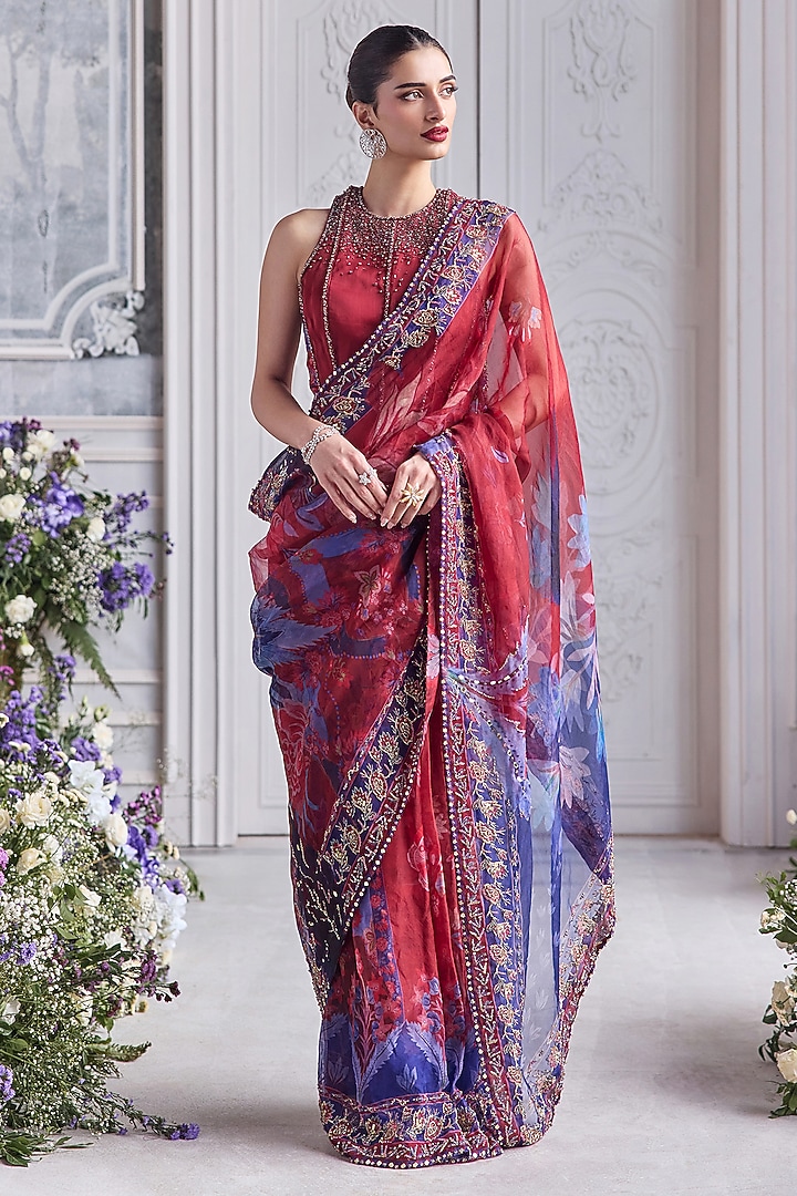 Royal Red Silk Organza Printed & Embroidered Pre-Draped Reception Saree Set by Mahima Mahajan at Pernia's Pop Up Shop