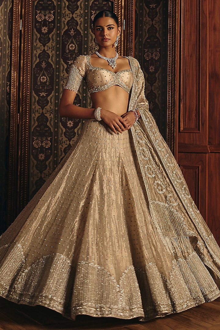 Silver Shimmering Silk Tissue Embroidered Bridal Lehenga Set by Mahima Mahajan at Pernia's Pop Up Shop