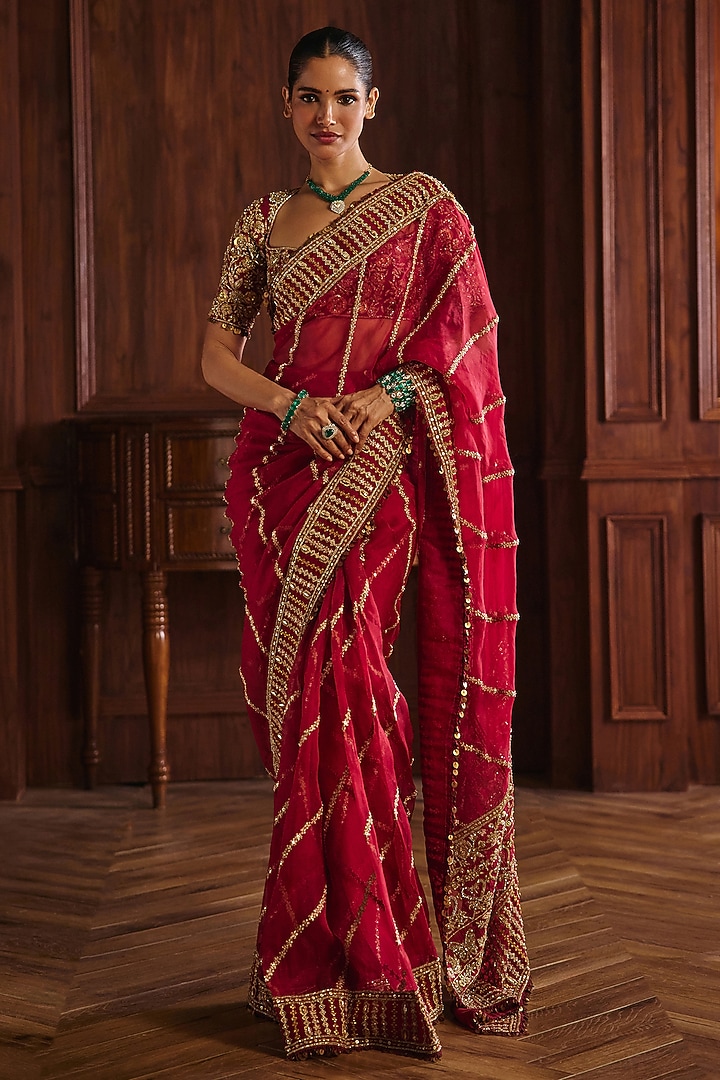 Red Silk Organza Hand & Machine Embroidered Bridal Saree Set by Mahima Mahajan at Pernia's Pop Up Shop