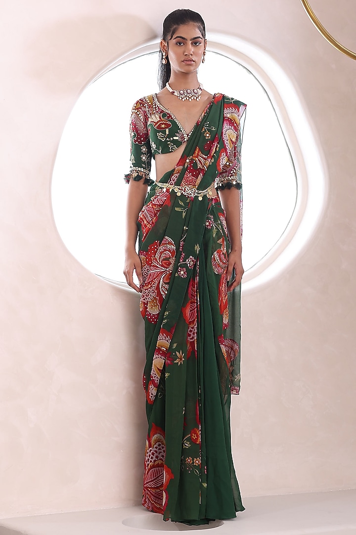 Green Georgette Pre-Draped Wedding Saree Set by Mahima Mahajan at Pernia's Pop Up Shop
