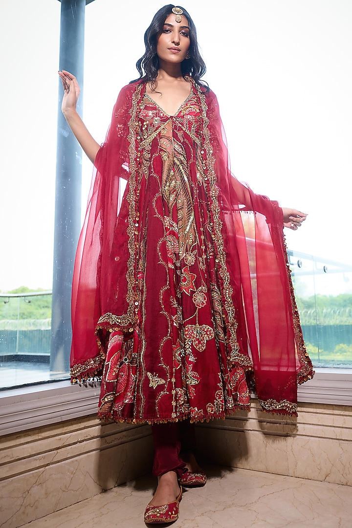 Sindoori Red Organza & Glazed Cotton Embroidered Kalidar Bridal Anarkali Set by Mahima Mahajan at Pernia's Pop Up Shop