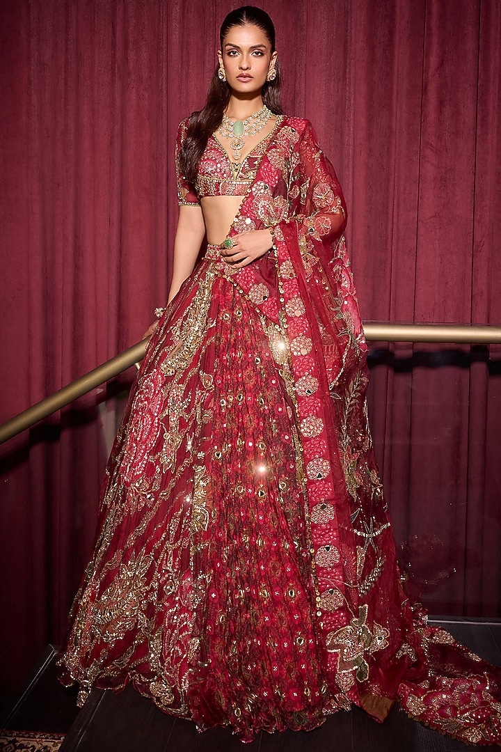Sindoori Red Organza Hand Embroidered Bridal Lehenga Set by Mahima Mahajan at Pernia's Pop Up Shop
