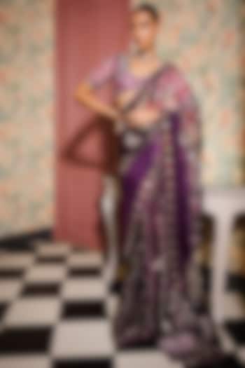 Grapevine Organza Hand Embroidered Pre-Draped Reception Saree Set by Mahima Mahajan at Pernia's Pop Up Shop