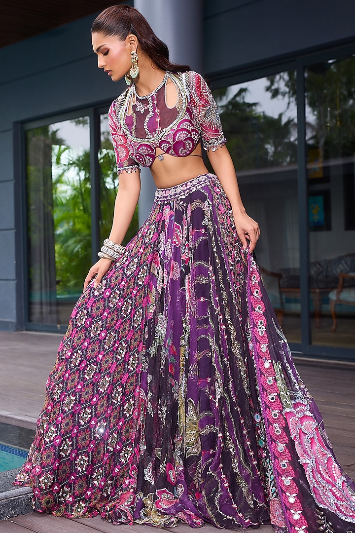 Grapevine Organza Embroidered Bridal Lehenga Set by Mahima Mahajan at Pernia's Pop Up Shop