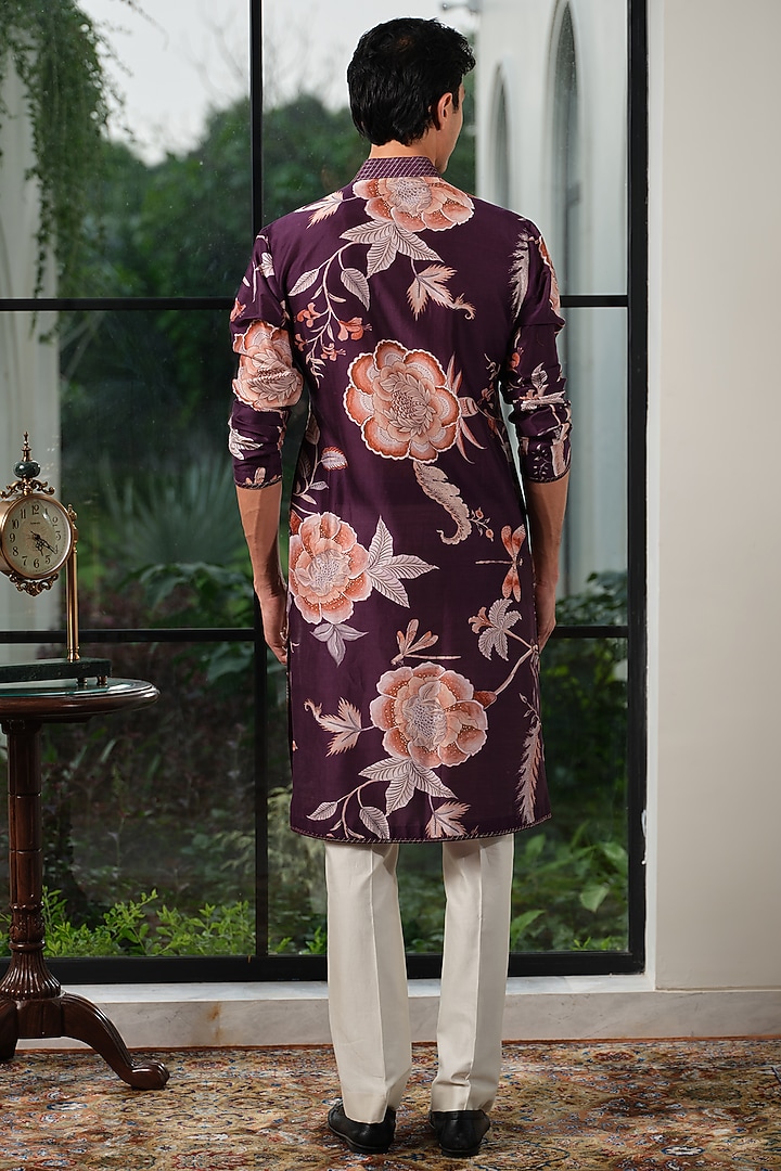 Jamun Purple Silk Chanderi Floral Motifs Kurta Set by Mahima Mahajan Men at Pernia's Pop Up Shop