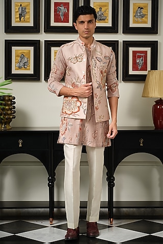 Melon Pink Silk Chanderi Embroidered Bundi Jacket Set by mahima mahajan