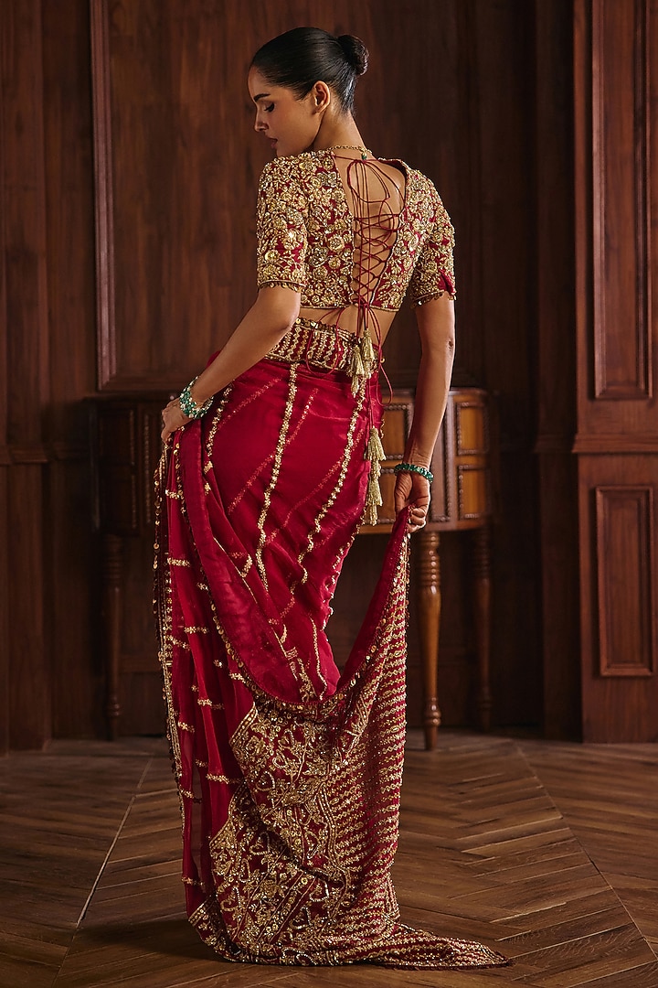 Crimson Red Silk Organza Hand Embroidered Bridal Bridal Saree Set by Mahima Mahajan at Pernia's Pop Up Shop