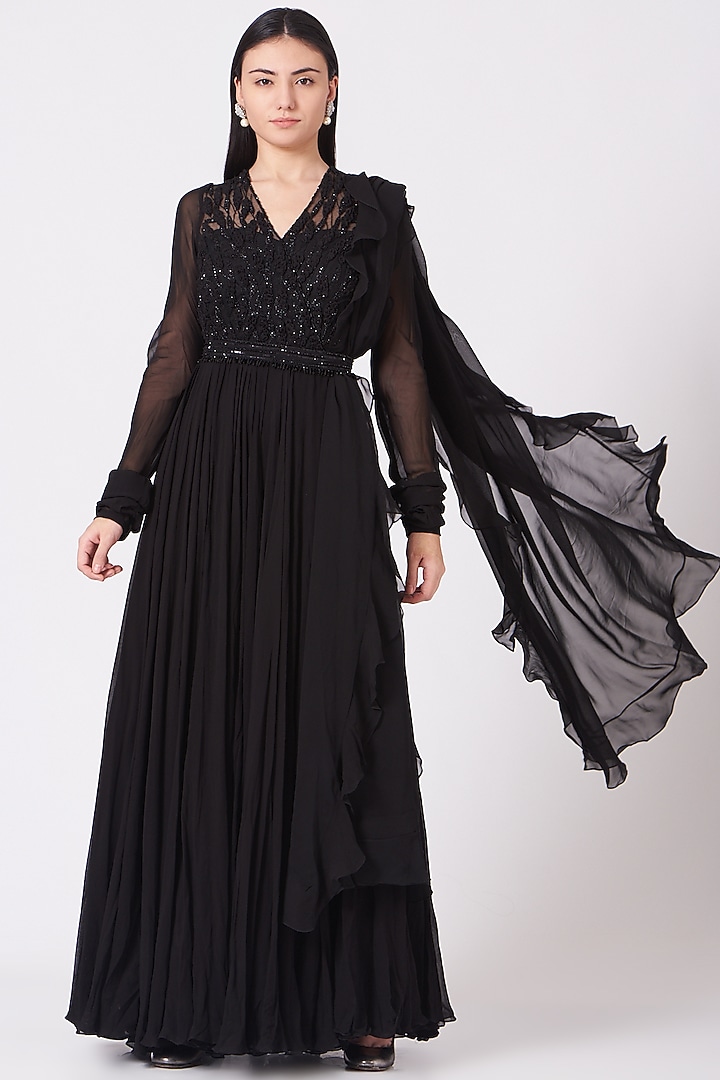 Black Embroidered Wedding Anarkali Set by Mahima Mahajan at Pernia's Pop Up Shop