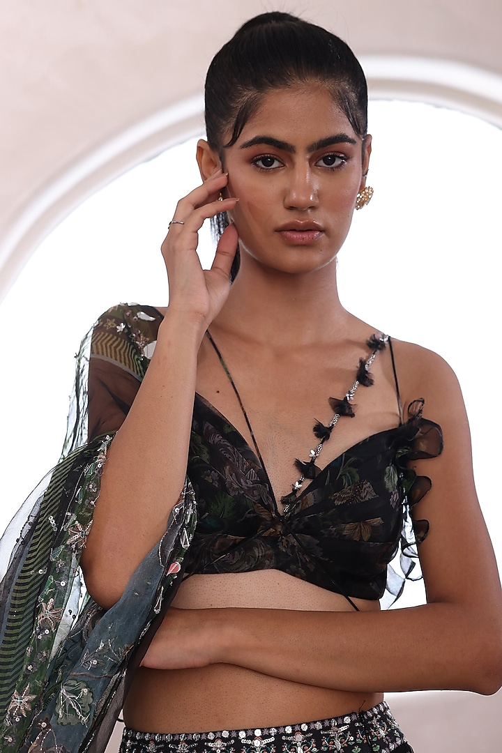 Black Organza Embroidered Wedding Lehenga Set by Mahima Mahajan at Pernia's Pop Up Shop