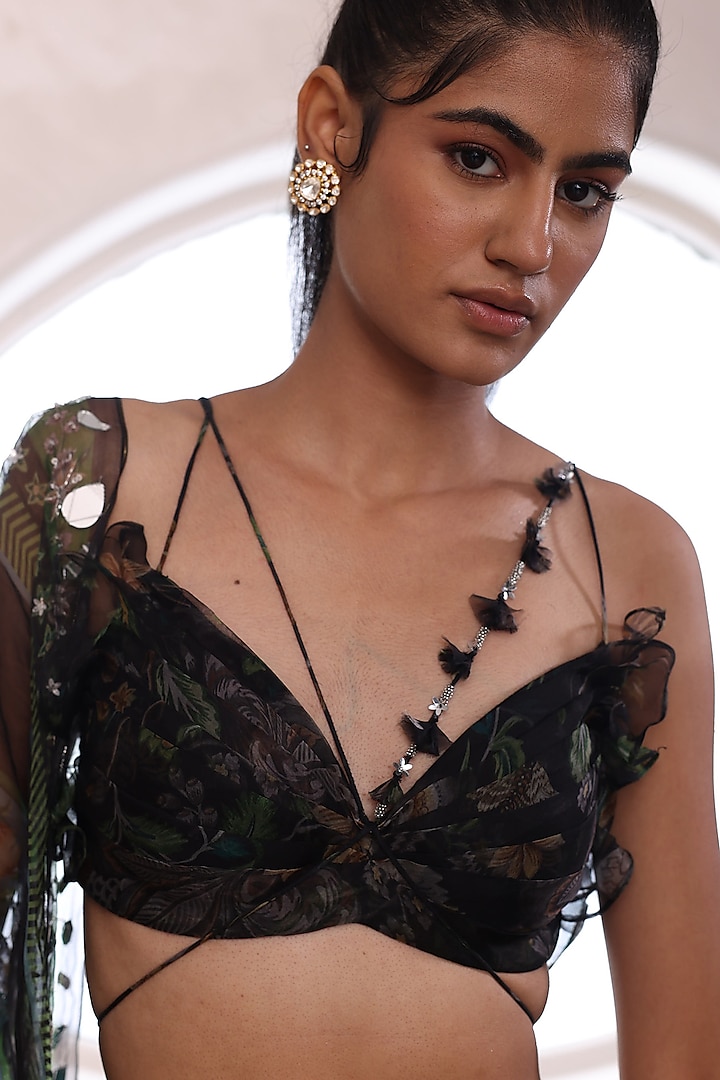 Black Organza Embroidered Wedding Lehenga Set by Mahima Mahajan at Pernia's Pop Up Shop