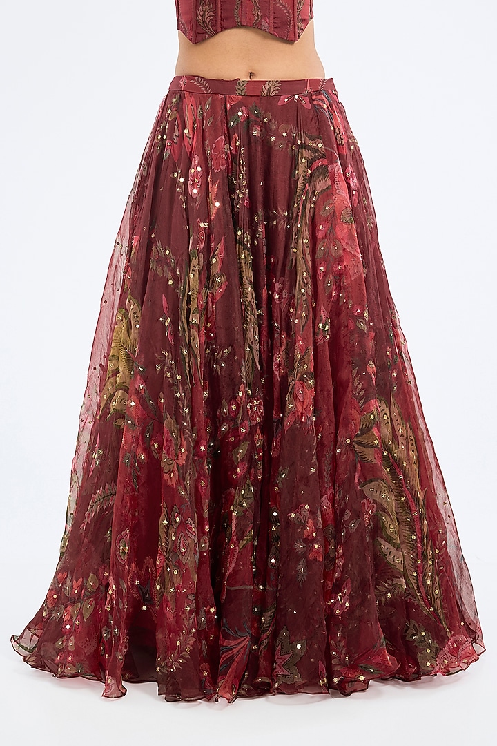 Sindoori Red Organza Embellished Wedding Lehenga Set by Mahima Mahajan at Pernia's Pop Up Shop