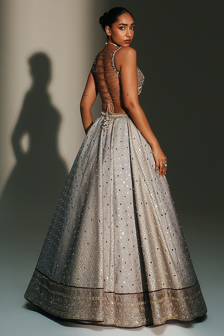 Platinum Banarasi Silk Chanderi Hand Embroidered Bridal Lehenga Set by Mahima Mahajan at Pernia's Pop Up Shop
