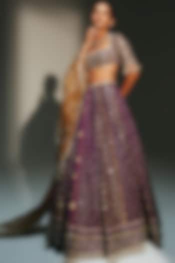 Grapevine Banarasi Silk Chanderi Hand Embroidered Bridal Lehenga Set by Mahima Mahajan at Pernia's Pop Up Shop