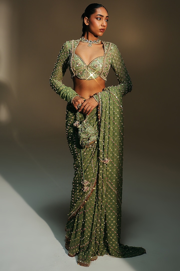Pista Green Banarasi Georgette Hand Embroidered Pre-Draped Reception Saree Set by Mahima Mahajan at Pernia's Pop Up Shop