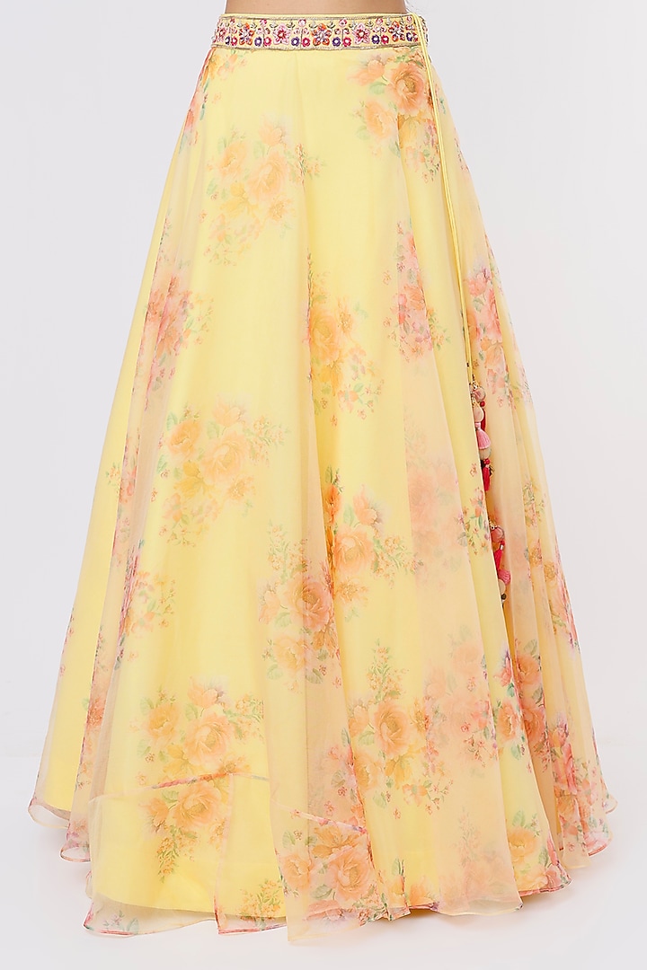 Lemon Yellow Floral Printed Lehenga Set by Magic Mirror at Pernia's Pop Up Shop