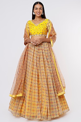 Mustard Printed Lehenga Set by Magic Mirror