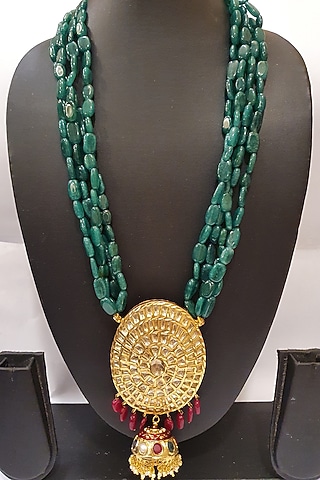 Gold Finish Kundan Pendant Necklace by Moh-Maya By Disha Khatri