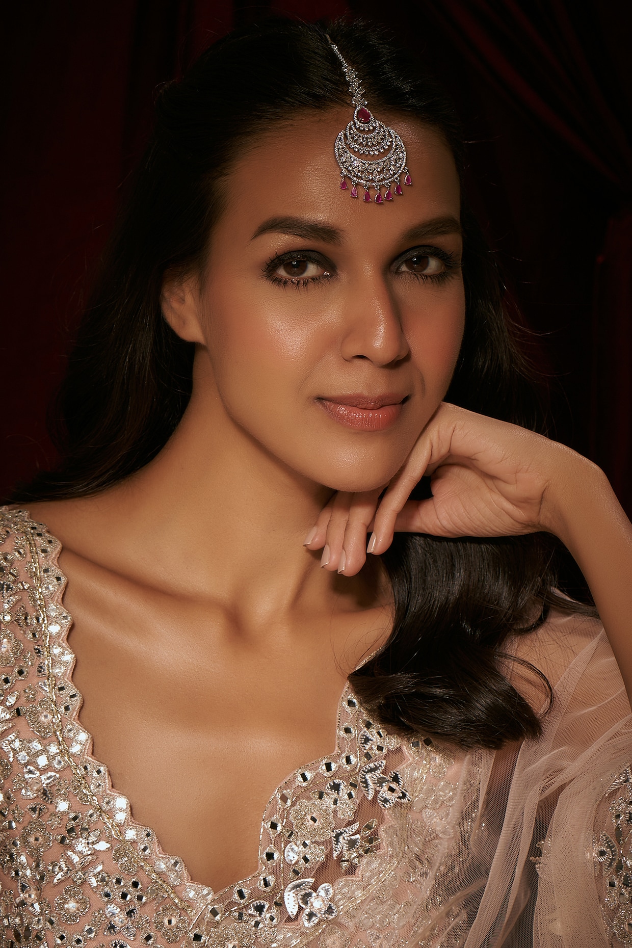 Silver maang on sale tikka online