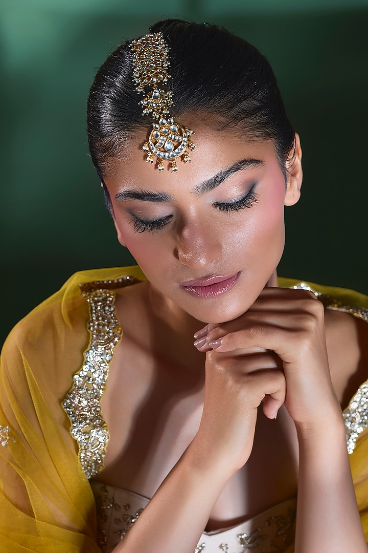 Gold Finish Kundan Polki & Green Beaded Maangtikka by Moh-Maya by Disha Khatri at Pernia's Pop Up Shop