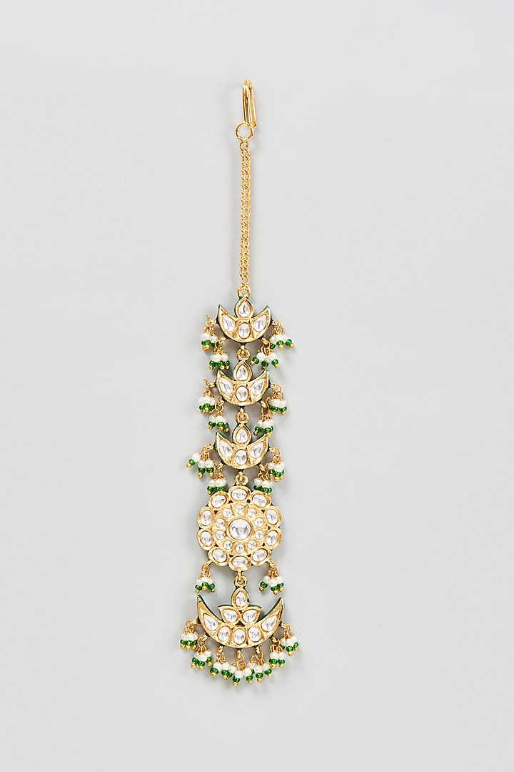 Gold Finish Green Meenakari Maang Tikka by Moh-Maya by Disha Khatri at Pernia's Pop Up Shop