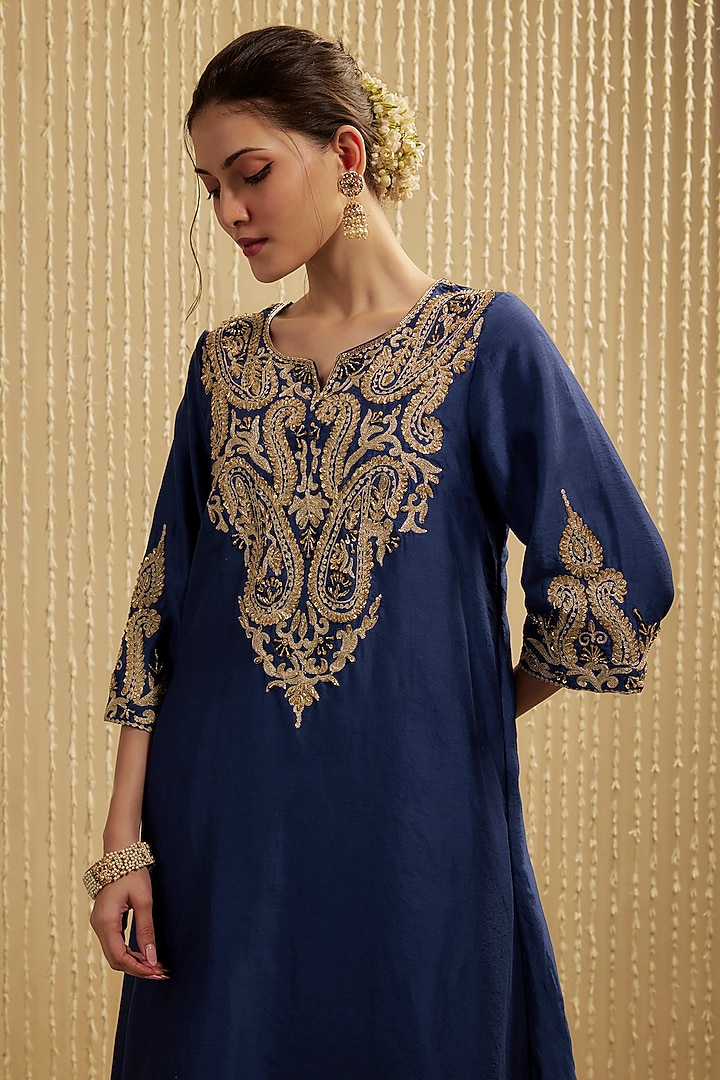 Royal Blue Silk Chanderi Embroidered Kurta Set by Mehak Murpana at Pernia's Pop Up Shop