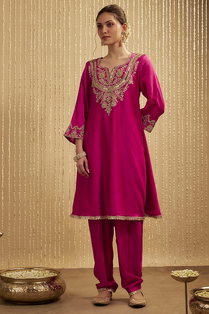 Hot Pink Silk Chanderi Embroidered Kurta Set by Mehak Murpana at Pernia's Pop Up Shop