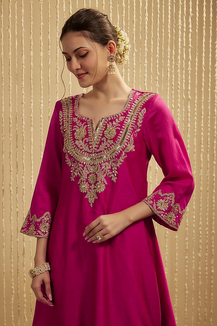 Hot Pink Silk Chanderi Embroidered Kurta Set by Mehak Murpana at Pernia's Pop Up Shop