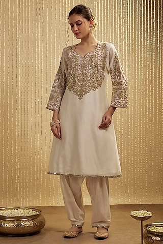 Ivory Silk Chanderi Embroidered Kurta Set by Mehak Murpana
