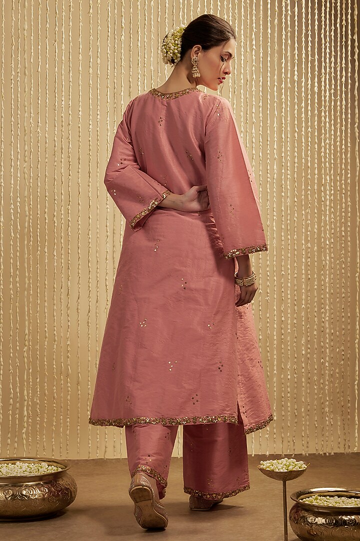 Coral Pink Dupion Silk Embroidered Kurta Set by Mehak Murpana at Pernia's Pop Up Shop